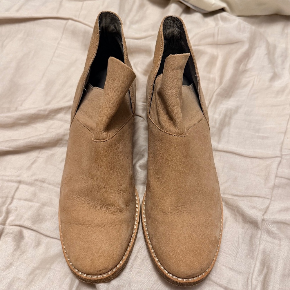 Eileen Fisher shoes